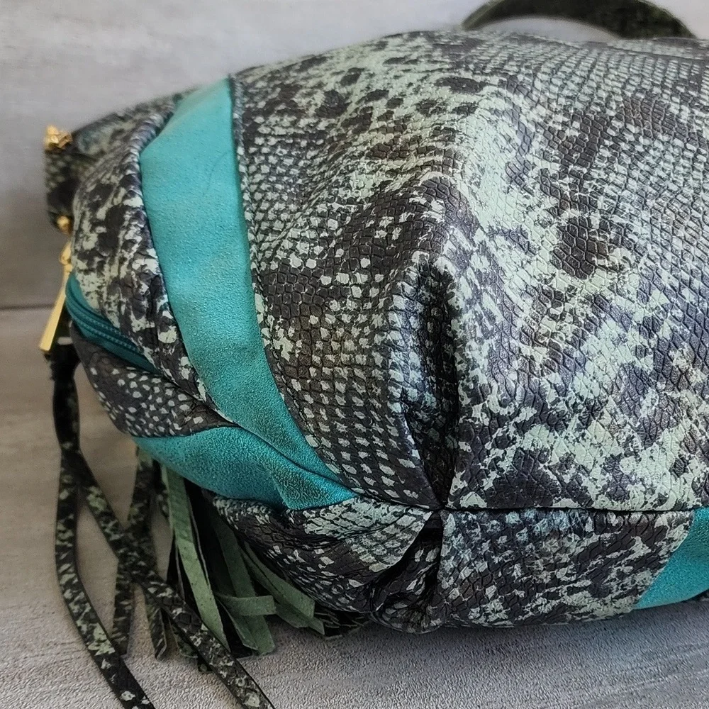 Aimee Kestenberg Tuscany Hobo Purse Shoulder Bag Suede Animal Print Leather
